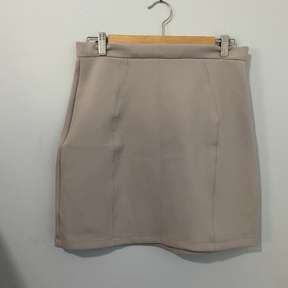 Grey Skirt - Picture 1 of 1
